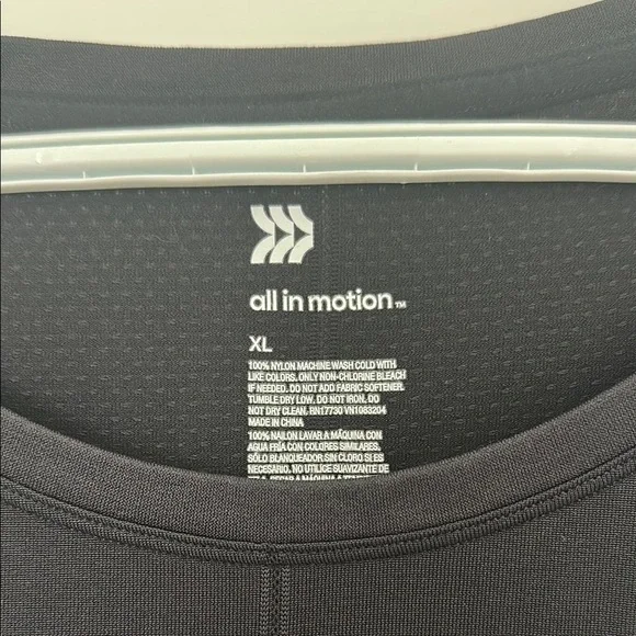 All in Motion Black Relaxed Workout Tee - Picture 2 of 4